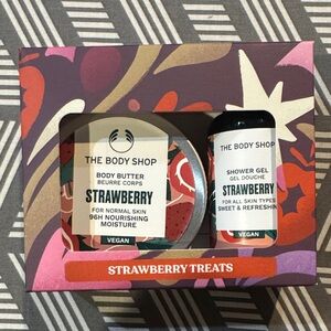 NWT The Body Shop Strawberry Treats Duo